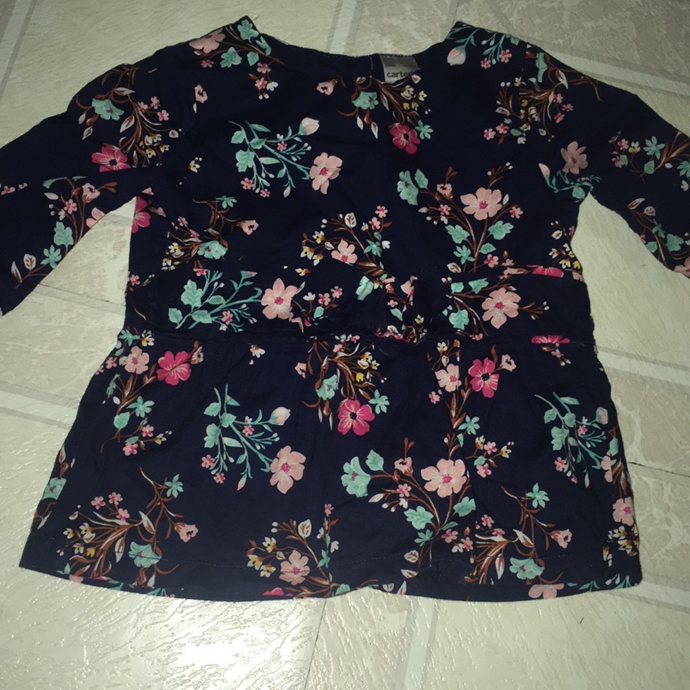 Carters 12 months top.